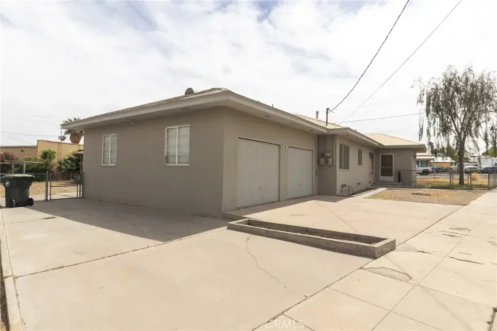 630 Acoma Street, Needles, CA 92363 - #1