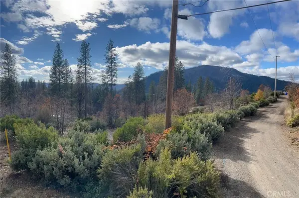 11090 Oak, Cobb, CA 95426