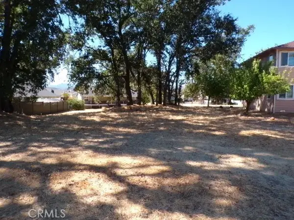 19419 Mountain Meadow S, Hidden Valley Lake, CA 95467