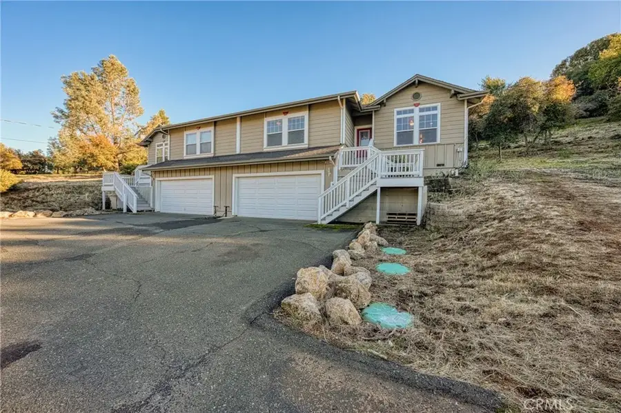 10401 Point Lakeview Road, Kelseyville, CA 95451 - Image #2