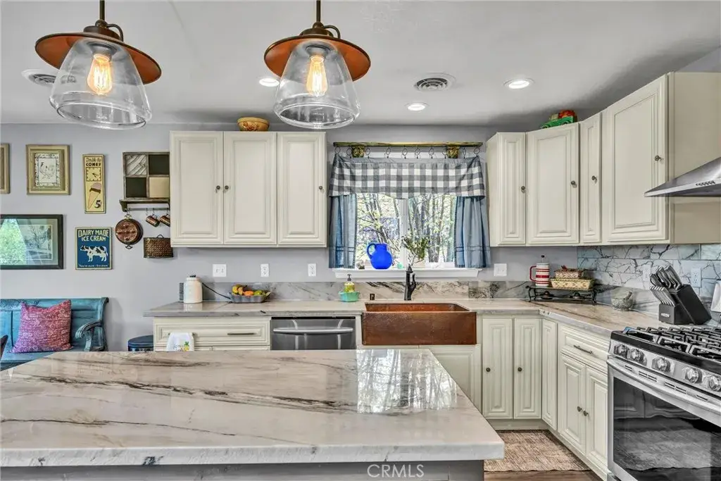 15314 Summit Boulevard, Cobb, CA 95426 - Image #1