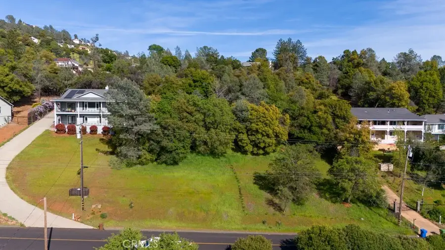 16366 Conestoga, Hidden Valley Lake, CA 95467 - Image #2