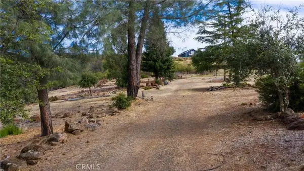 21541 Yankee Valley, Hidden Valley Lake, CA 95467