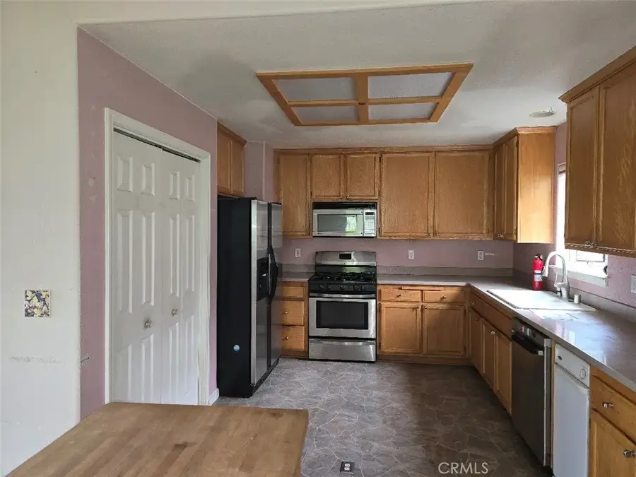 325 Acorn, Lakeport, CA 95453 - Image #3