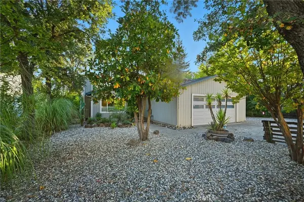 19453 Mountain Meadow North North, Hidden Valley Lake, CA 95467