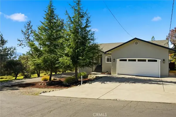 19285 Ravenhill, Hidden Valley Lake, CA 95467