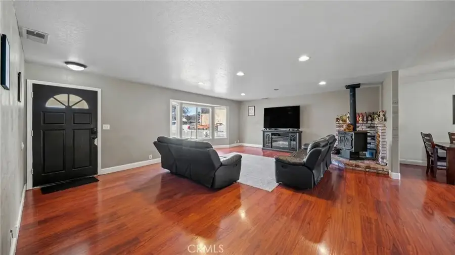 18825 Horseshoe Rd, Hidden Valley Lake, CA 95467 - Image #3