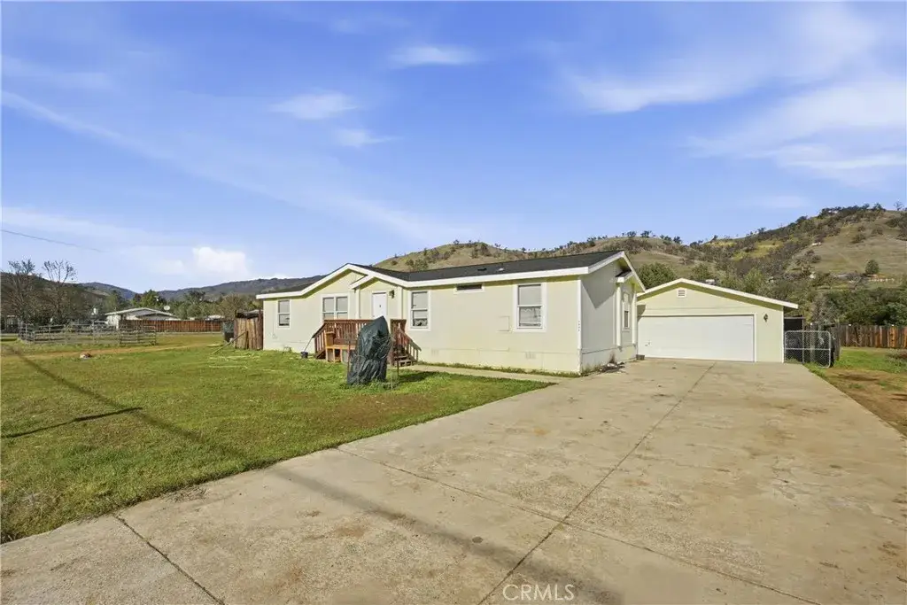 3096 Spring Valley Road, Clearlake Oaks, CA 95423 - Image #1