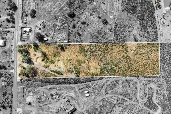 21810 Yankee Valley, Hidden Valley Lake, CA 95467