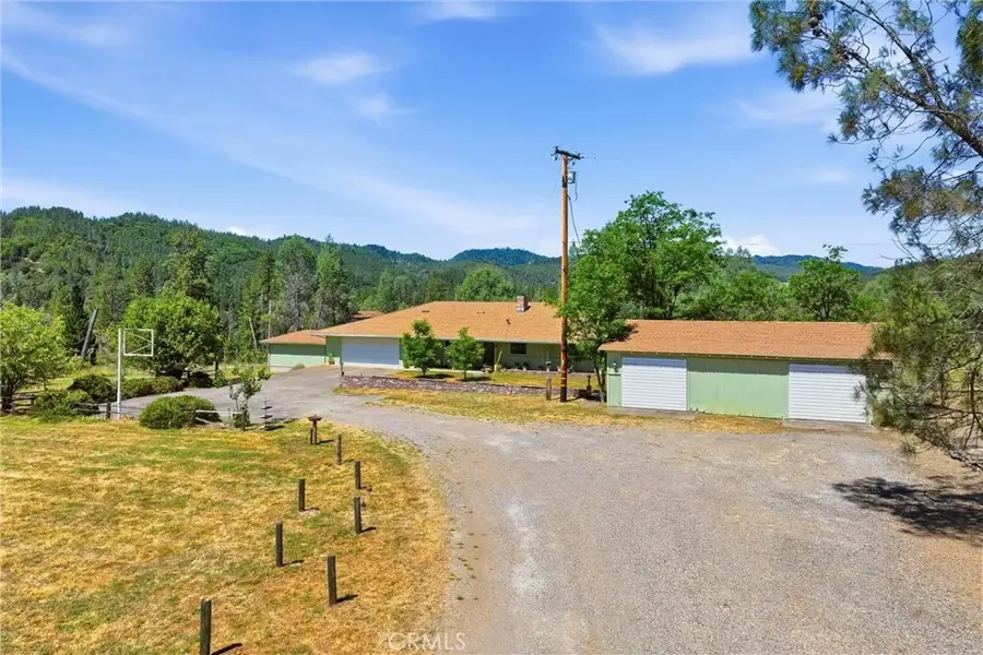 8155 Sulphur Creek Rd, Cobb, CA 95461 - #2