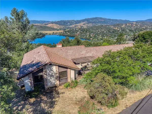 17045 Squirrelhill, Hidden Valley Lake, CA 95467