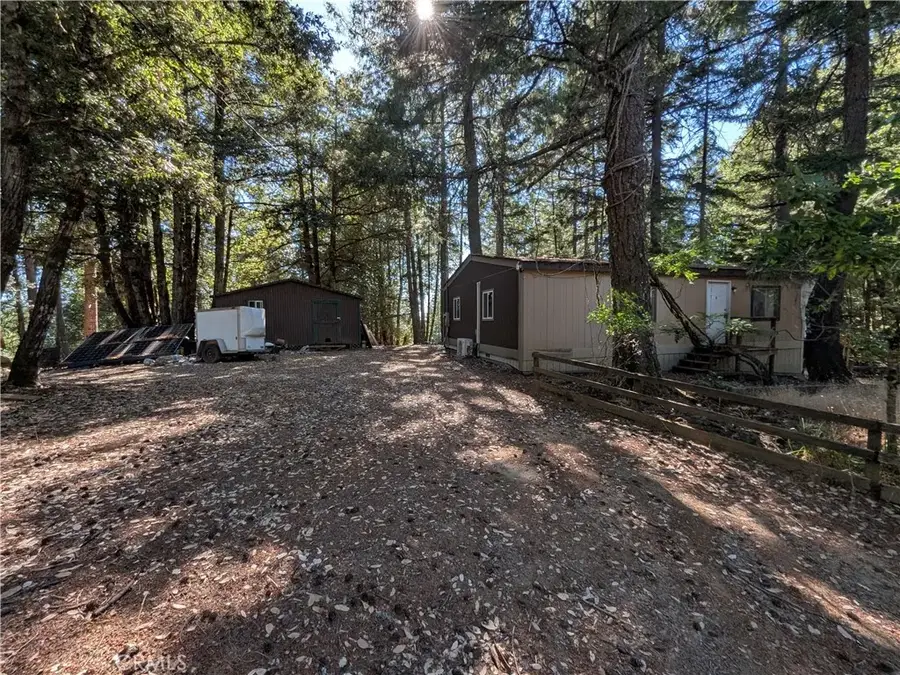 3955 Blackhawk, Willits, CA 95490 - #2