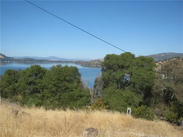 3015 Oak Crest, Clearlake, CA 95422