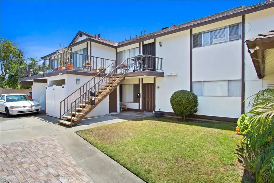 18712 Demion Lane, Huntington Beach, CA 92646 - Image #2