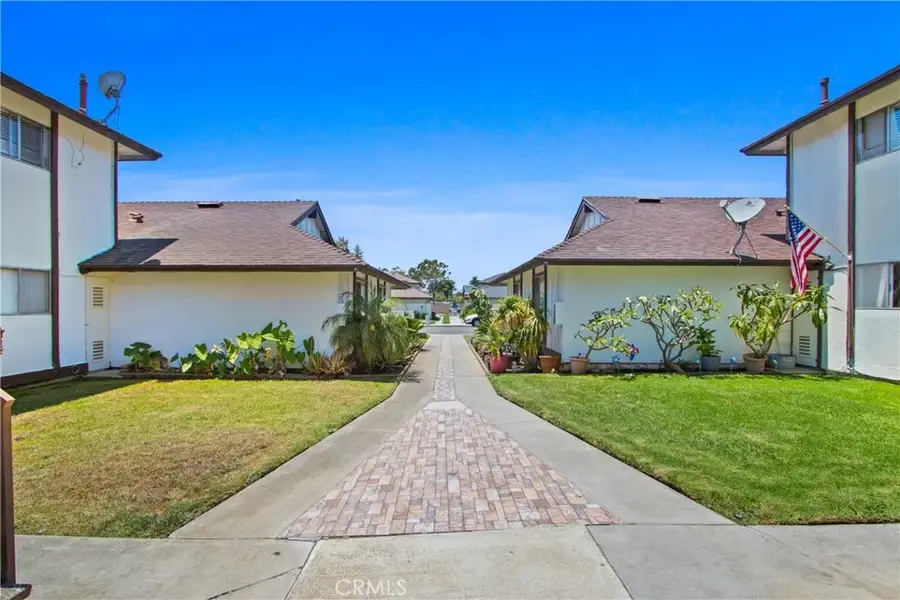 18712 Demion Lane, Huntington Beach, CA 92646 - Image #3