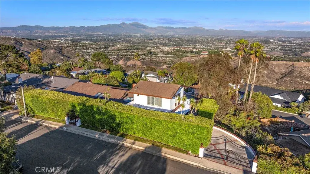 3030 Mountain View Dr, Laguna Beach, CA 92651 - Image #1