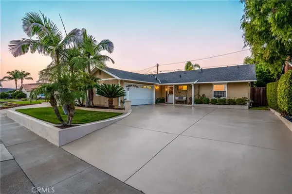 1170 Gleneagles, Costa Mesa, CA 92627