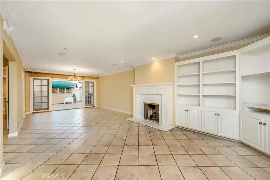 220 Apolena Avenue, Newport Beach, CA 92662 - Image #3