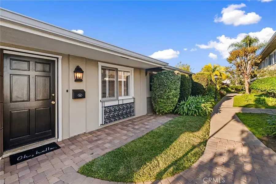 1741 Tustin Avenue #11A, Costa Mesa, CA 92627 - Image #2