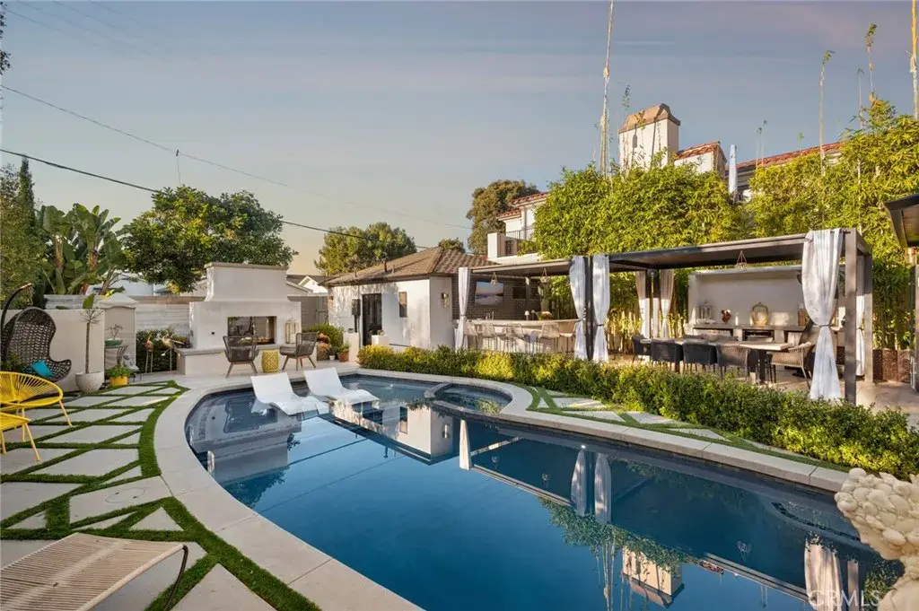 539 Tustin Avenue, Newport Beach, CA 92663 - Image #1