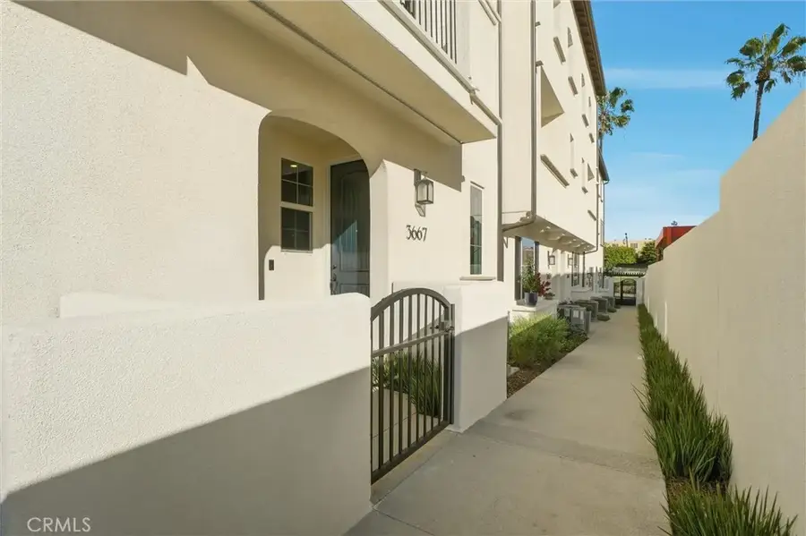 3667 Elm Avenue, Long Beach, CA 90807 - #3