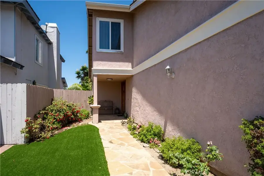 1106 Ridgecrest, Costa Mesa, CA 92627 - Image #3