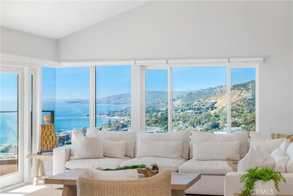 15 N Vista De Catalina, Laguna Beach, CA 92651 - #1
