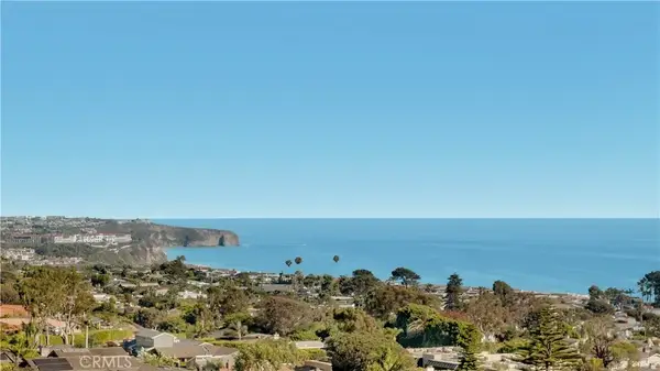 17 N Vista De La Luna, Laguna Beach, CA 92651