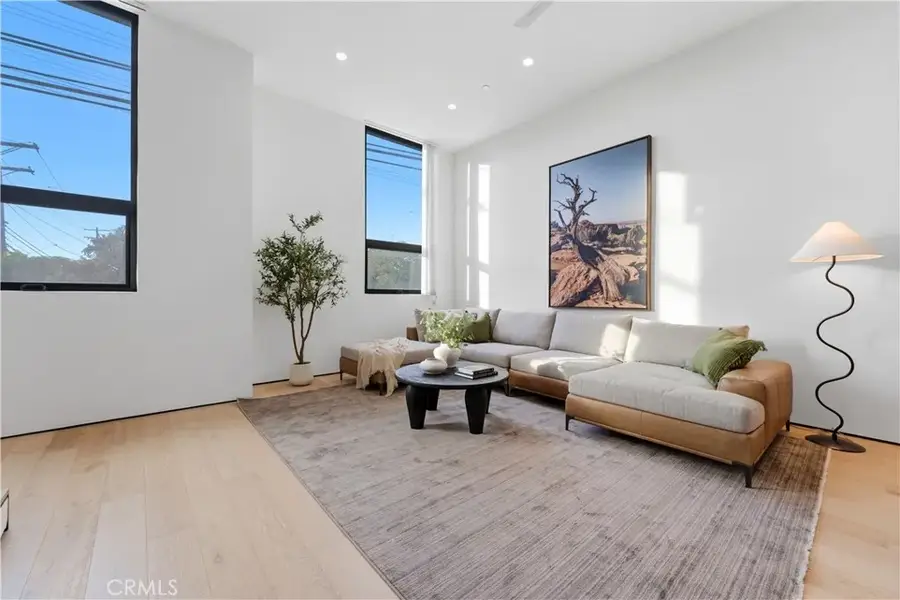 11702 Charnock Road, Los Angeles, CA 90066 - #3