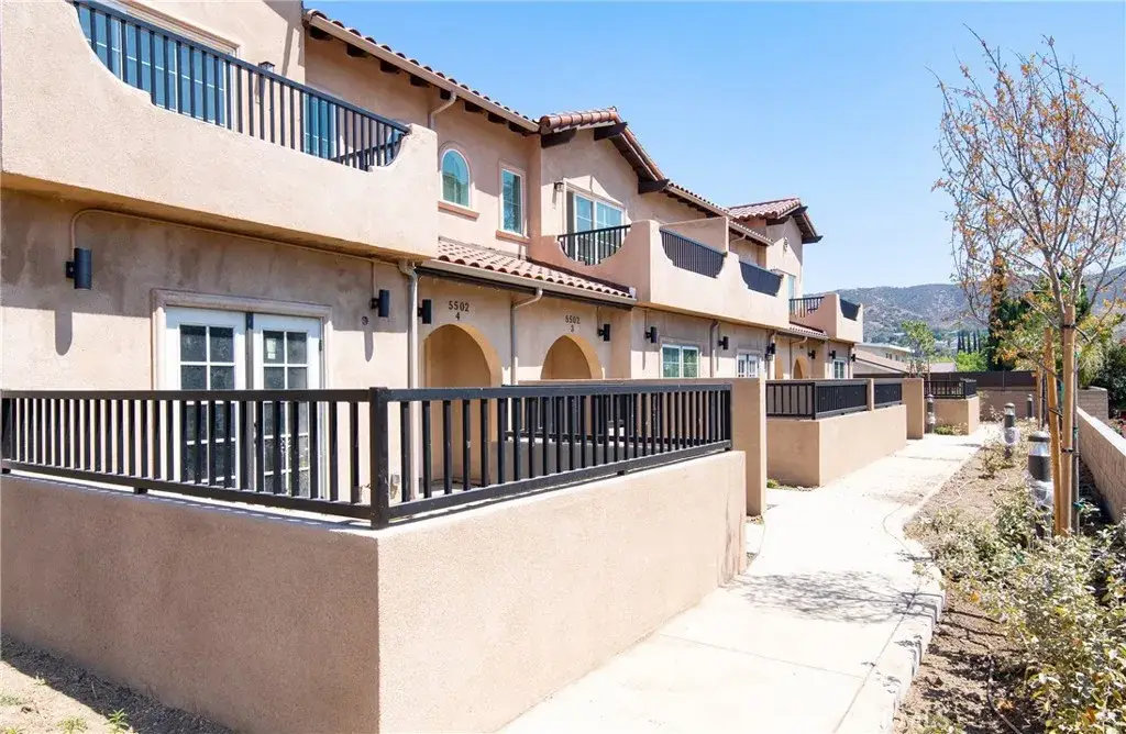 5518 E Los Angeles Avenue #2, Simi Valley, CA 93063 - Image #1