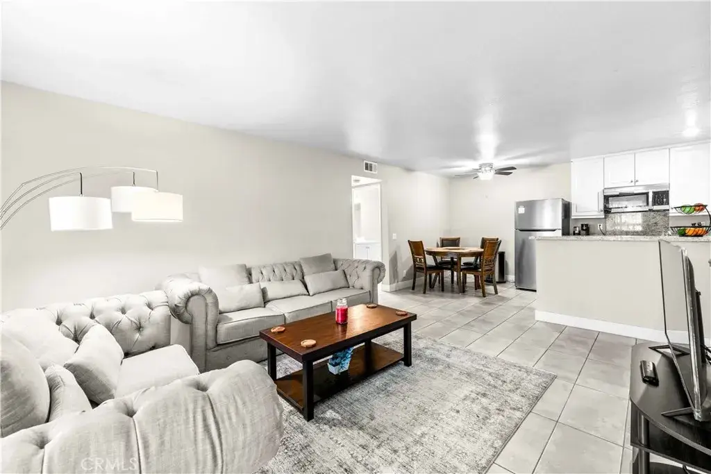 23220 Orange #9, Lake Forest, CA 92630 - Image #1