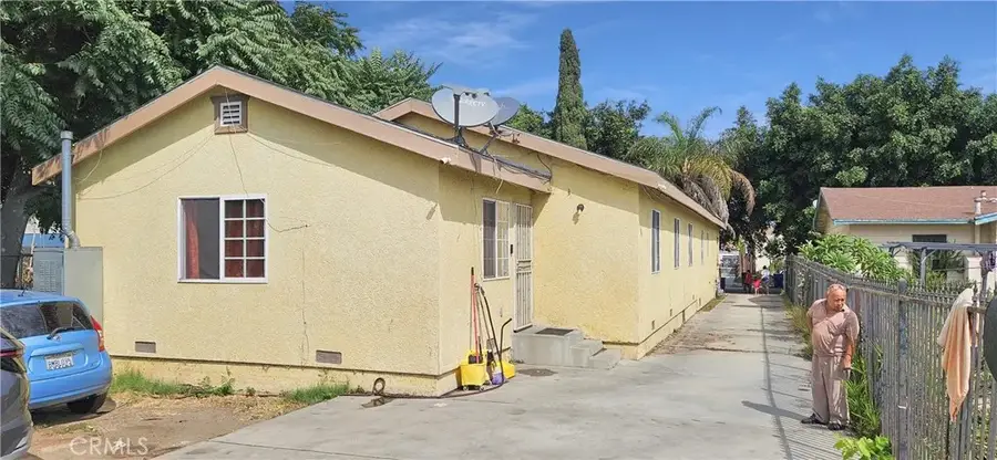 622 W 91st, Los Angeles, CA 90044 - #2