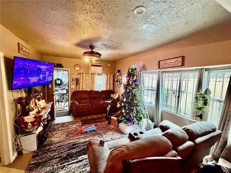 1454 E 50th, Los Angeles, CA 90011 - #3