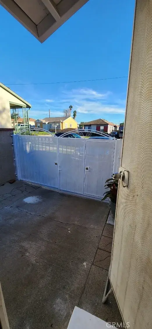 1917 Lohengrin, Los Angeles, CA 90047 - Image #3