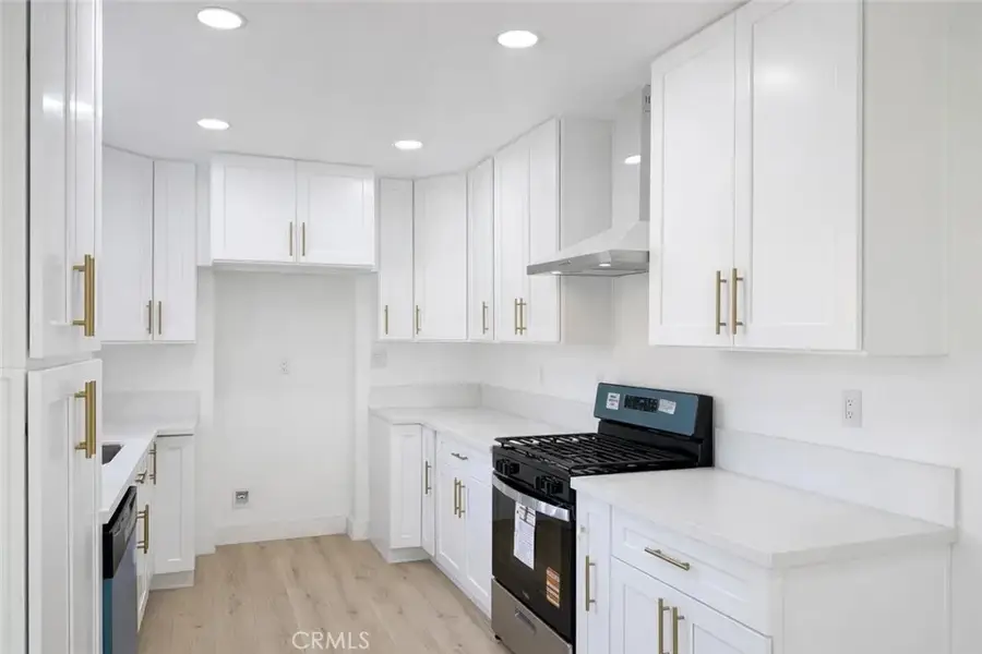 627 Center Lane, Santa Paula, CA 93060 - #3