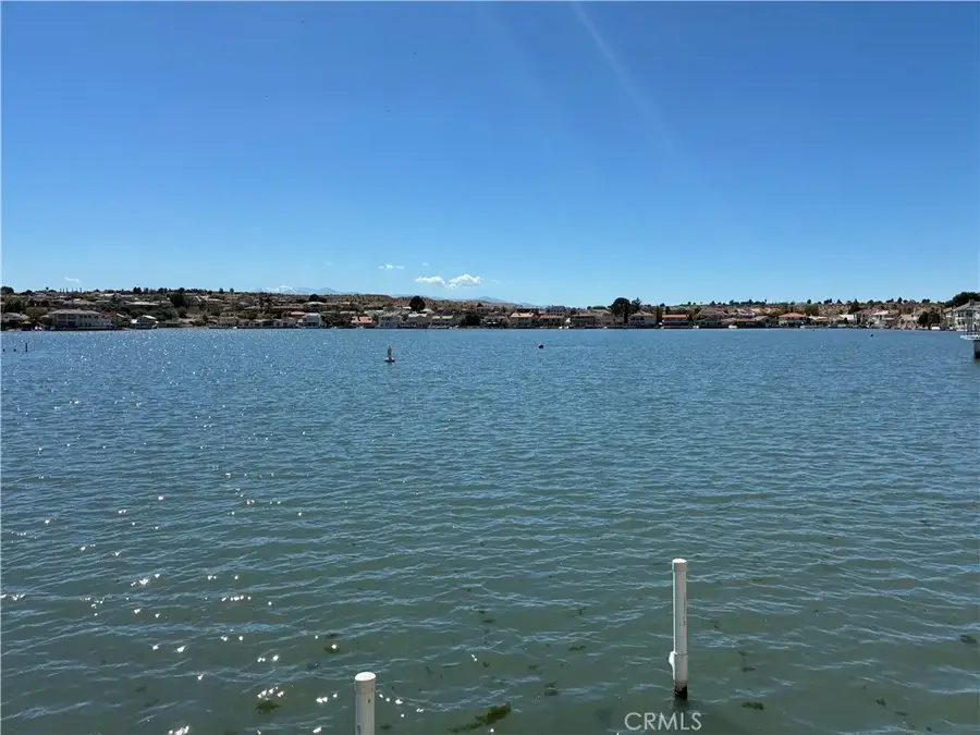 18099 Lakeview, Victorville, CA 92395 - #3