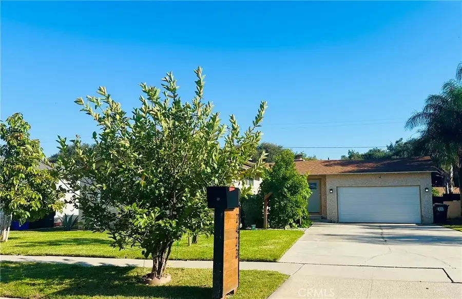 2423 W 7th, San Bernardino, CA 92410 - #2