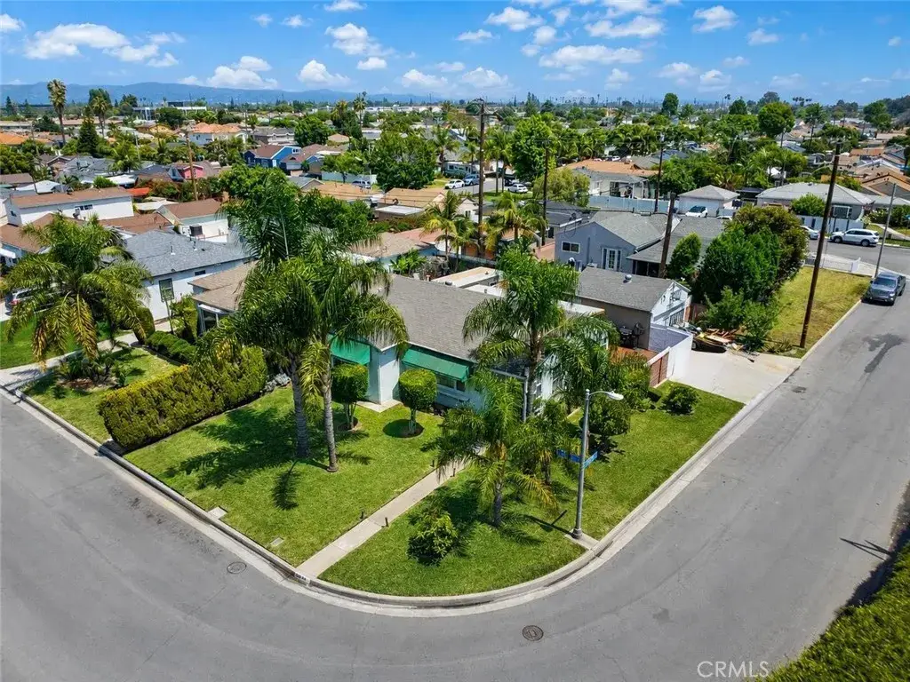 8734 Parrot Avenue, Downey, CA 90240 - #1