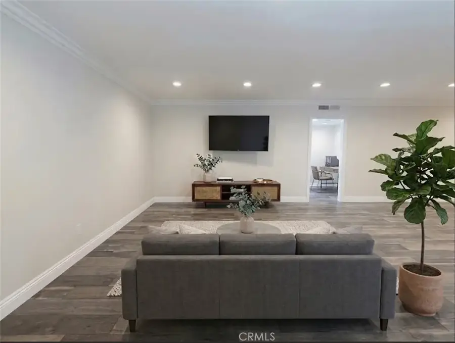 5354 Lindley #204, Encino, CA 91316 - #2