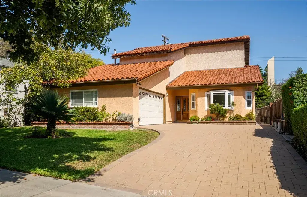 658 Glenmore, Glendale, CA 91206 - #1