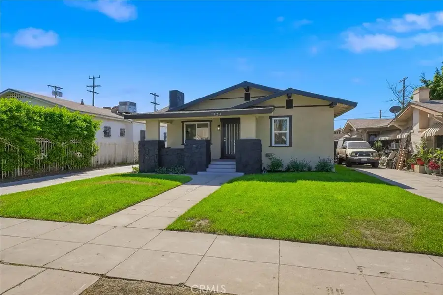 1724 W 43rd Street, Los Angeles, CA 90062 - #3