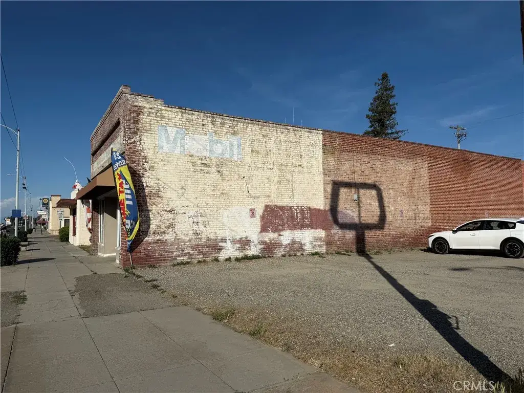 0 W Robertson, Chowchilla, CA 93610 - #1