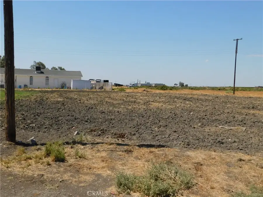 21477 Reynolds, Dos Palos, CA 93620 - Image #2