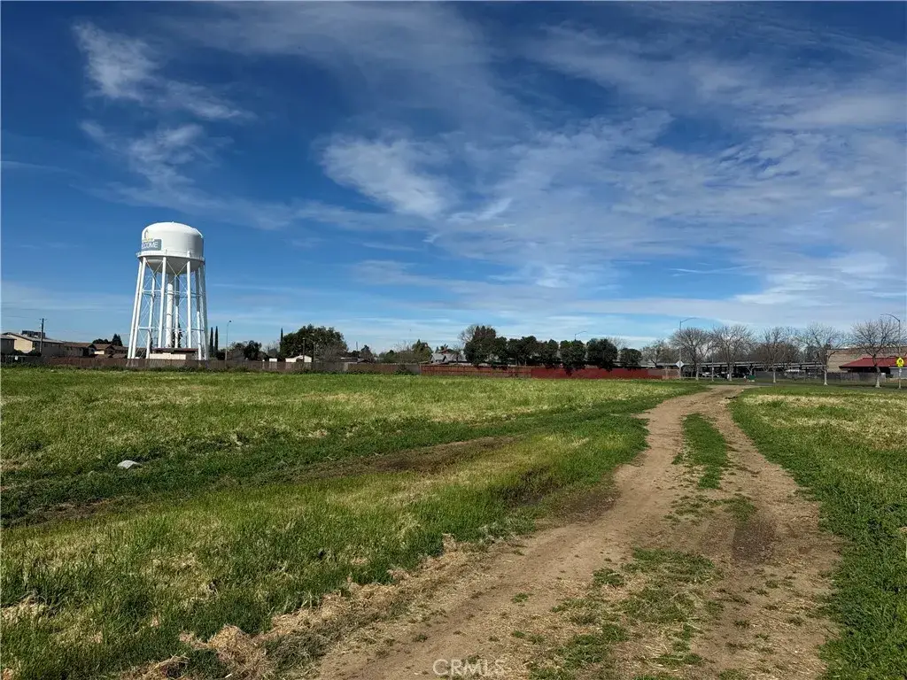 125 N Parsons, Merced, CA 95341 - #1