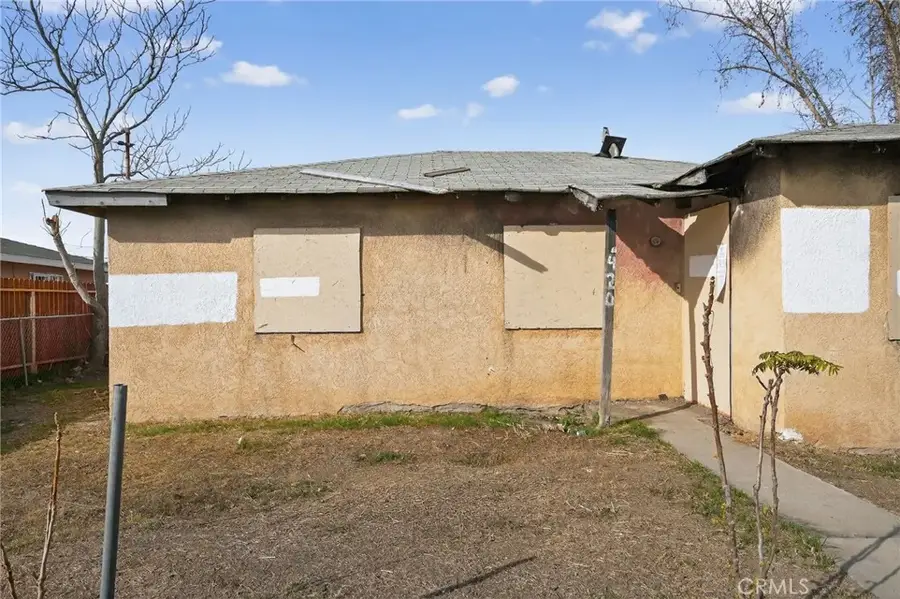 420 Robinson, Bakersfield, CA 93305 - #2