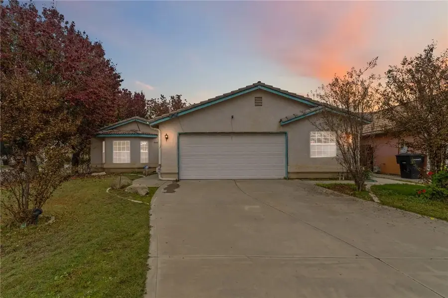 952 Upp Court, Hanford, CA 93230 - #2