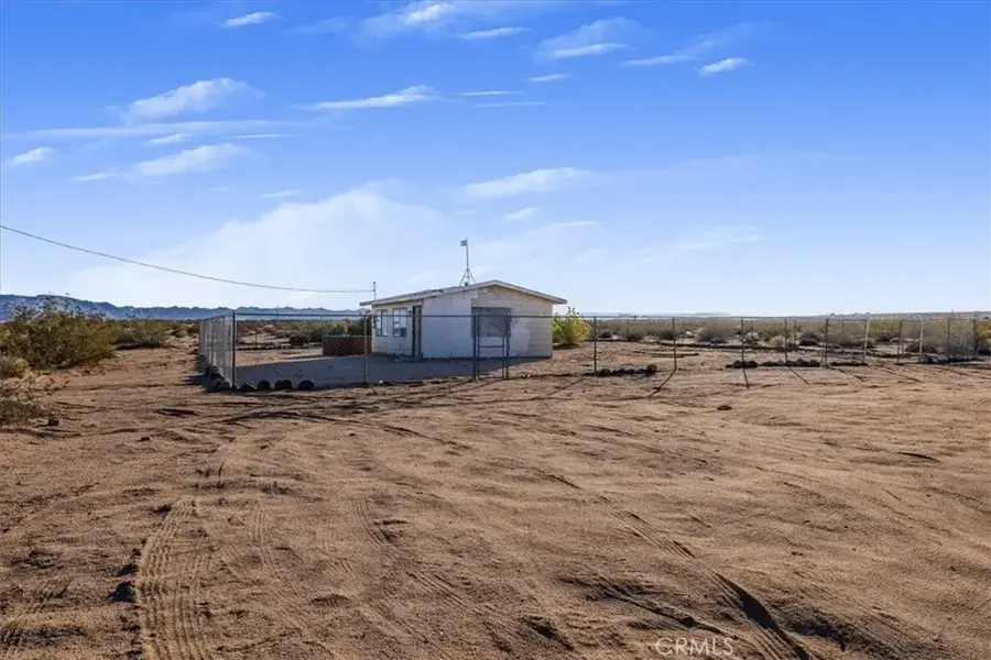 69223 Papoose, Twentynine Palms Yucca Valley, CA 92277 - Image #2