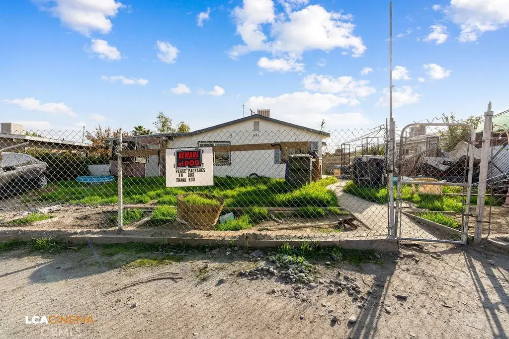 521 Burchfield, Bakersfield, CA 93307 - Image #1