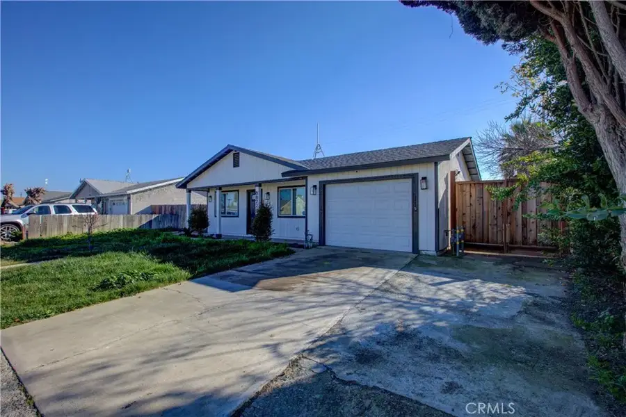 8822 Globe Avenue, Dos Palos, CA 93620 - Image #2