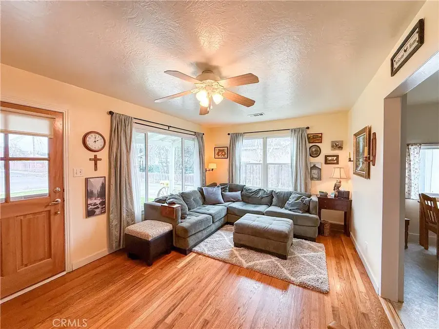 674 Wallis Avenue, Gustine, CA 95322 - #3